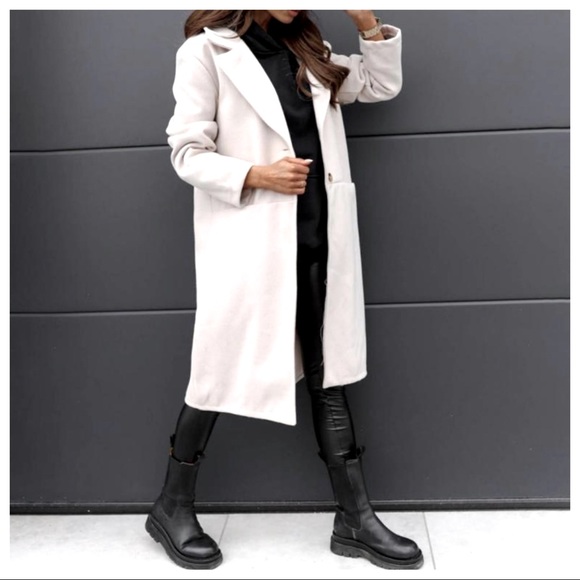 ShopEvelynne Jackets & Blazers - Winter White Fabulous Chic Mid Length Notch Collar Coat